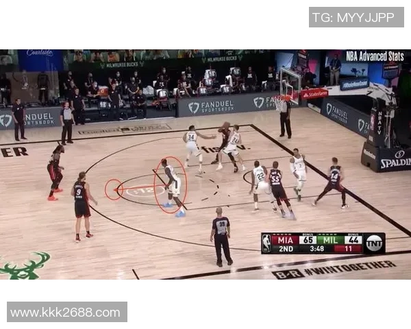 北京排球队进攻策略全解析:从战术布局到球员配合的深度剖析 北京排球队进攻策略全解析:从战术布局到球员配合的深度剖析