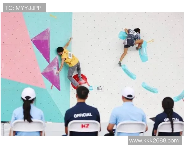 北京攀岩队快攻战术解析与攀岩热点的深度探讨